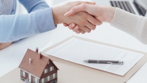 What it takes to become a real estate agent